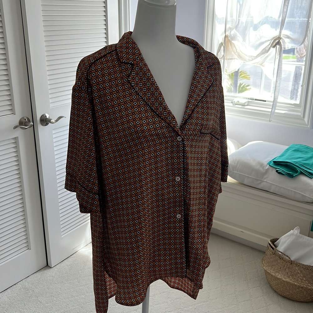Zara casual silk like feel asymmetrical shirt